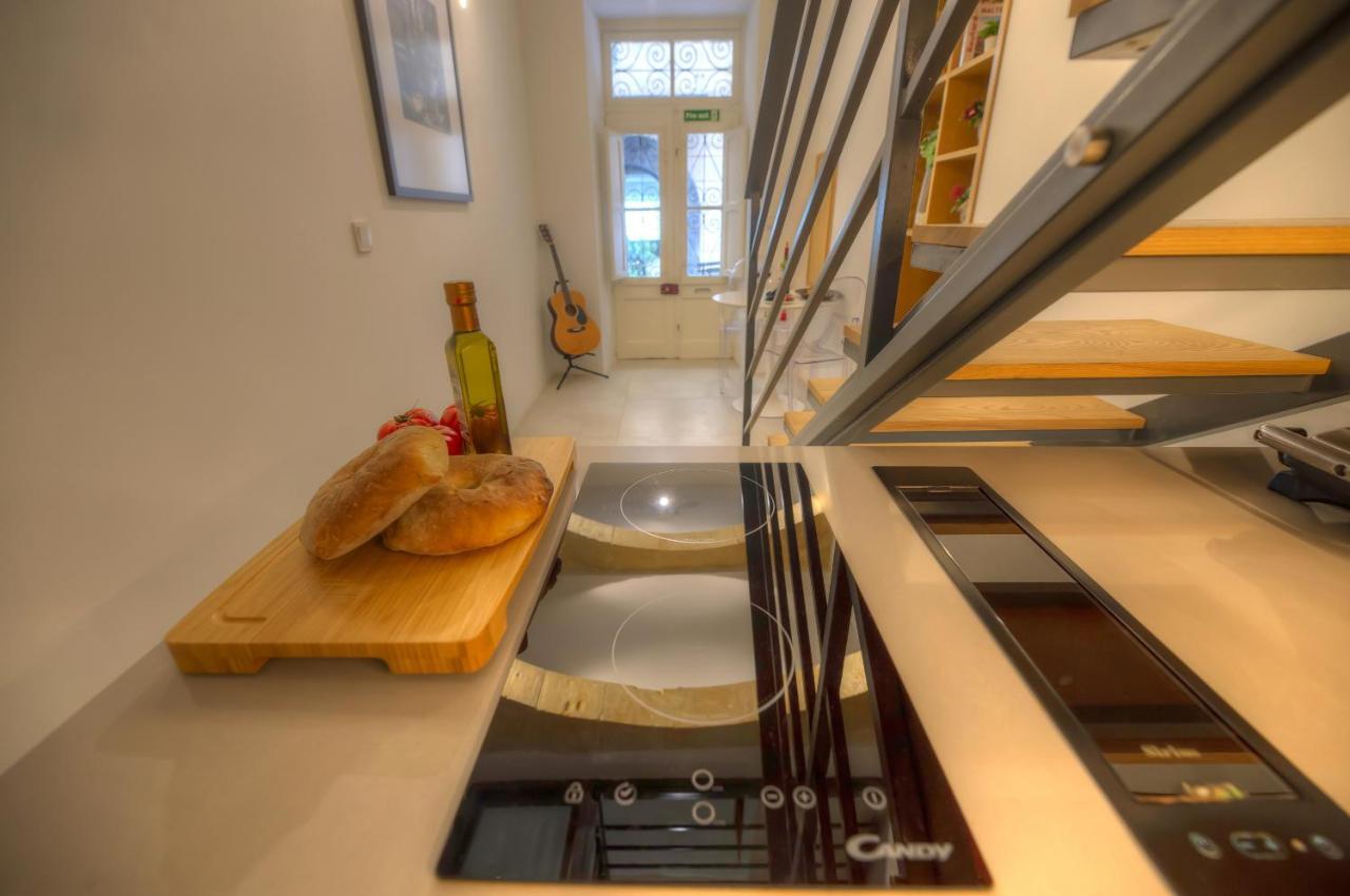 Cute And Modern Duplex Apartment In Ideal Location Rcas1-1 Valletta Bagian luar foto