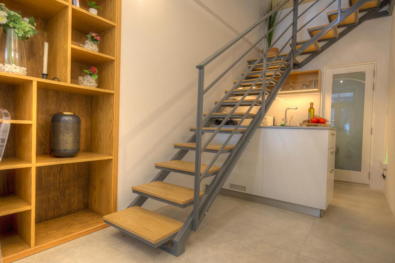 Cute And Modern Duplex Apartment In Ideal Location Rcas1-1 Valletta Bagian luar foto